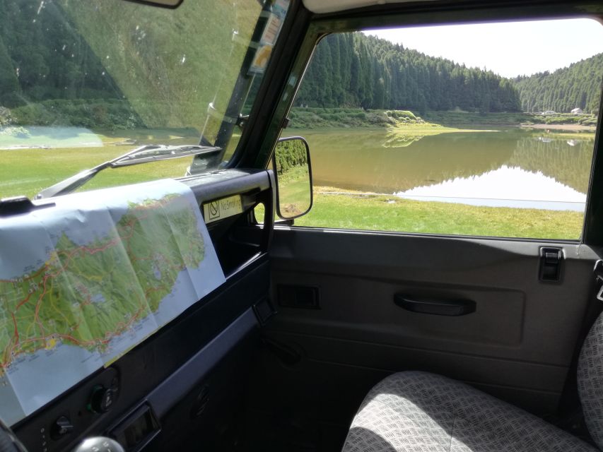 Ponta Delgada: Full-Day Sete Cidades 4X4 Tour with Lunch - Riding the western rim: Sete Cidades gets real up close