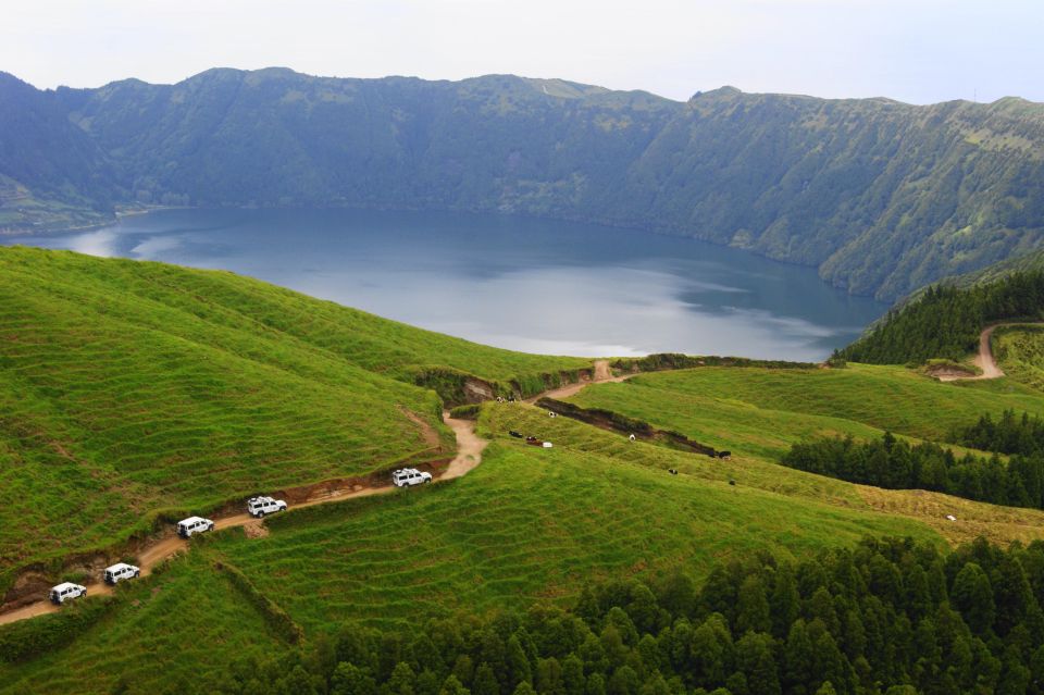 Ponta Delgada: Full-Day Sete Cidades 4X4 Tour with Lunch - Picking up in Ponta Delgada and getting into jeep mode