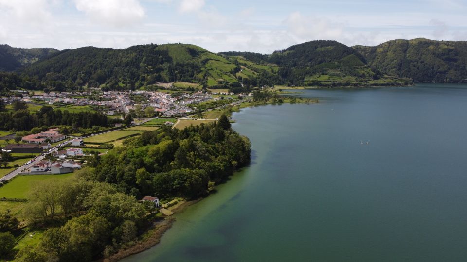 Ponta Delgada: Half-Day 4x4 Sete Cidades Trip - Should you book this half-day 4x4 to Sete Cidades?