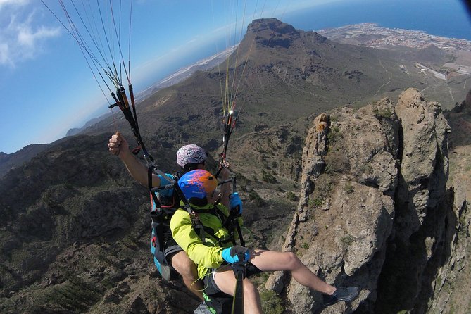 Premium Paragliding in Tenerife : Photos, videos and pickup included - First Steps: What Happens Before You Lift Off