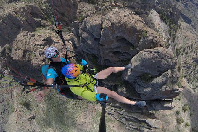 Premium Paragliding in Tenerife : Photos, videos and pickup included - The Stunt Question: Included, But Not Guaranteed