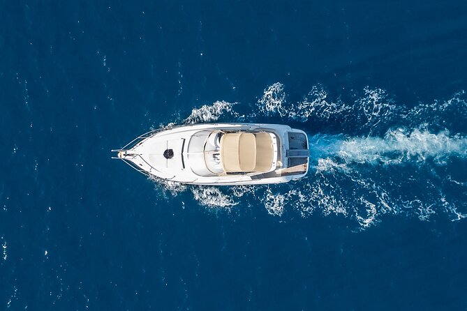 Private all included yacht Tour in Santorini - Thirasia lunch: why the break on land feels like a gift
