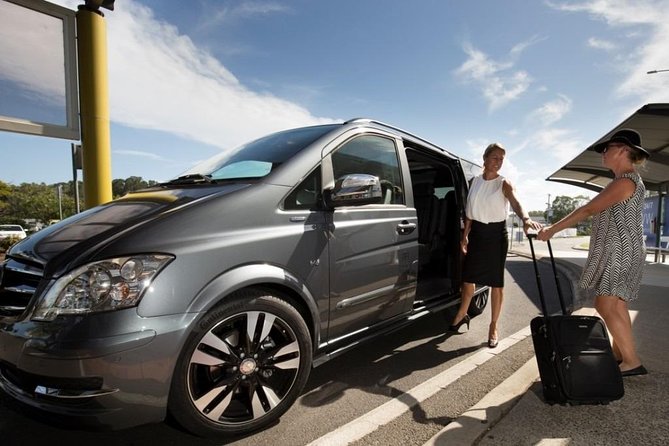 Private Arrival Transfer From Santorini Port To All Destinations - Why a Pre-Booked Port Transfer Beats the Usual Santorini Friction