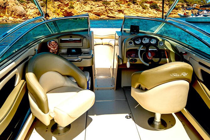 Private boat rental with snorkel in San Antonio, Ibiza - How the 7 hours usually flow on a private charter