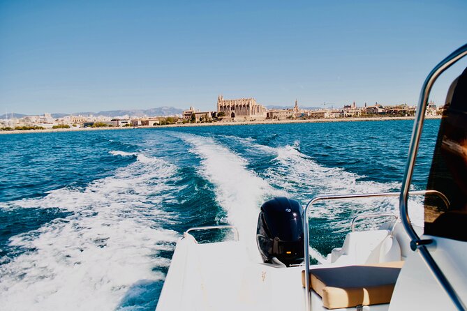 Private Boat Tour from Palma with Snorkeling and Paddle Surfing - Meeting Calin at Club de Mar and getting set up