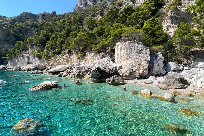 Private boat trip to Capri - Private Capri Boat Time: Up to 5 and a Day That Actually Breathes