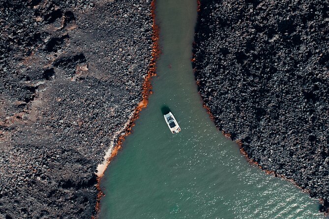 Private Caldera Cruise with Power Catamaran ENJOY incl. Meal & Drinks - White Beach and Red Beach: quick hits that still feel like a day highlight