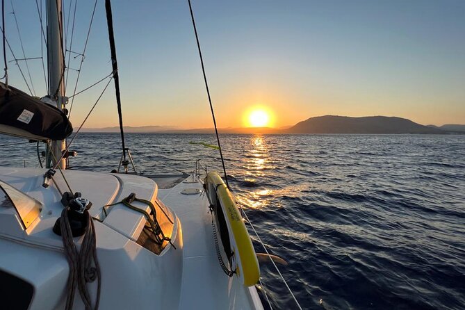 Private CATAMARAN daytrip - Lindos/ Rhodos with Lunch and drinks - Rhodes pickup, meeting point, and what to expect from the logistics