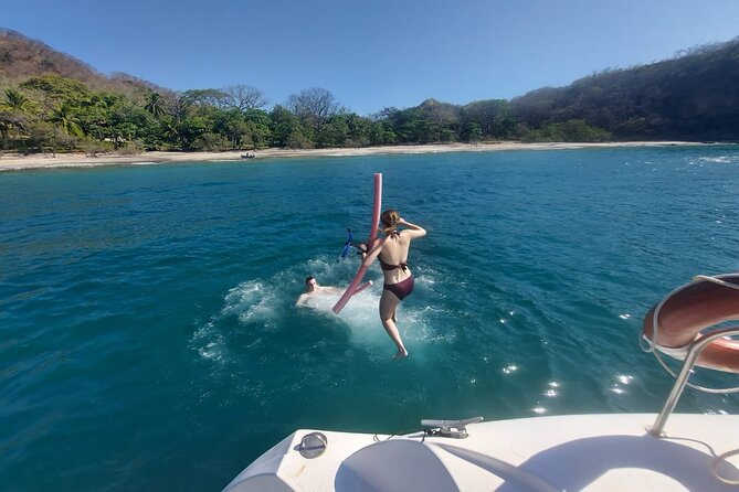 Private catamaran sailing sunset tour & snorkeling from Tamarindo - Price and value: what $1,166.67 per person really buys