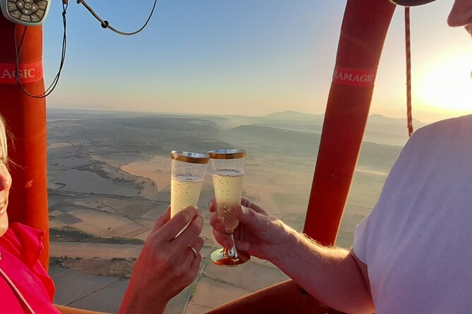 Private Exclusive Ballooning Experience for 4 over Mallorca - Hotel Pickup, Breakfast, and Those Small Comfort Choices