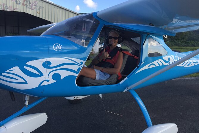 Private flight, in a light plane over the Polynesian motus from Raiatea - Meeting at Raiatea Airport and handling the wait like a pro