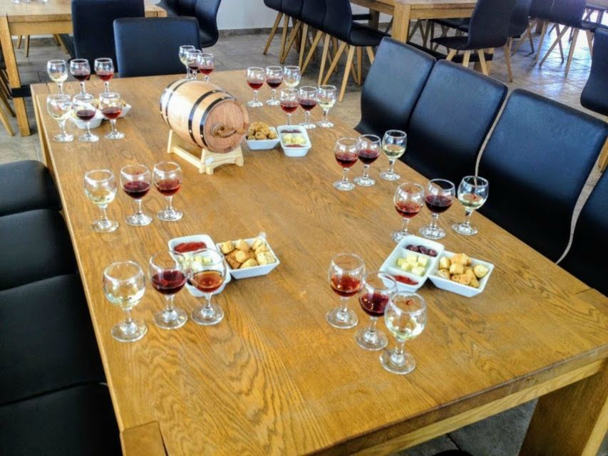 Private Group Visit to Akrotiri & 3 Wineries with Tastings - What Three Wineries Adds (That a One-Stop Tasting Can’t)