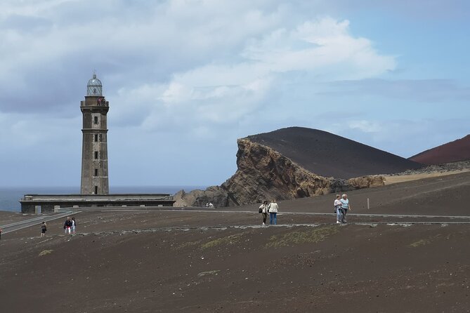 Private half a day Faial, a first impression - Horta pickup, English guidance, and the real “weather math”