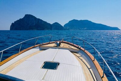 Private Island of Capri Boat Tour for Couples - Meeting at Piazza Angelo Ferraro and planning your timing
