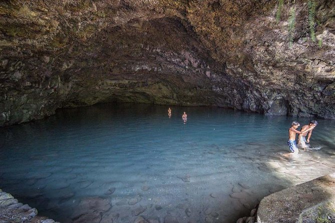 Private Island Tour ( 5 HOURS) - Stop 3: Taharuu Beach and the black-sand surf vibe