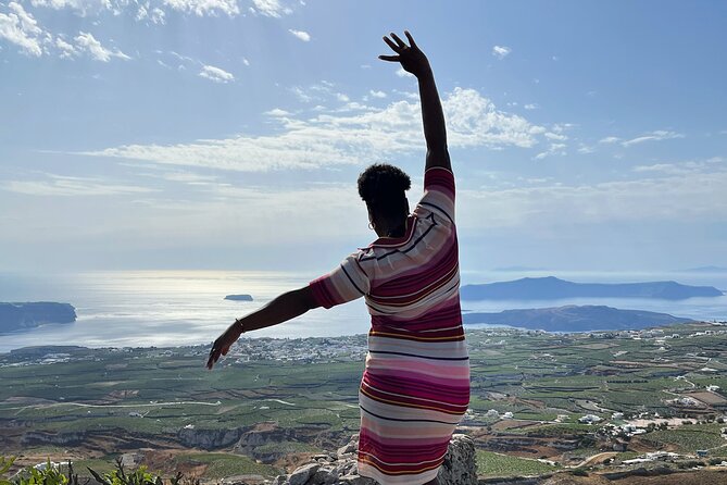 Private tour experience in Santorini island - Perissa and Perivolos: black sand, long shoreline, real beach time