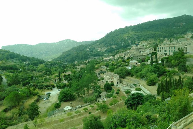 Private tour for my family from a cruise - Stop 1: Valldemossa Charterhouse and Chopin’s quiet chapter
