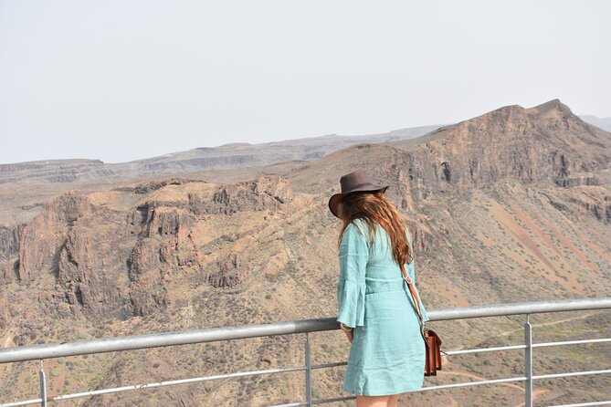 Private Tour Guide in Gran Canaria - Fataga’s village center: Canarian houses and easy strolling