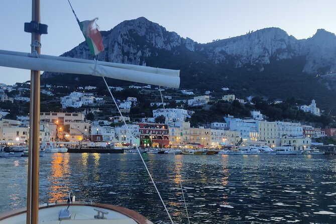 Private tour in a typical Capri boat - White Grotta: the first cave stop, right where you want it