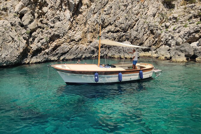 Private tour in a typical Capri boat - Marina Piccola: swim time that feels like a reward