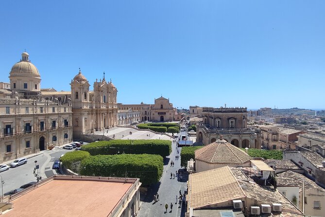 Private Tour of Syracuse, Ortigia and Noto - Food and local flavor stops: Modica chocolate and almonds, plus a reality check
