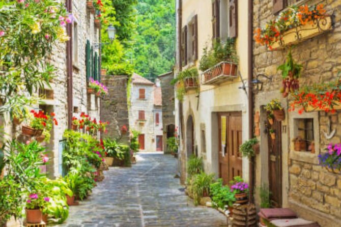 Private tour of Taormina, Castelmola, Isola bella for small groups - Isola Bella: the postcard island with a real-world shoe warning