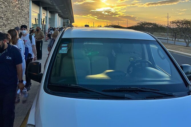 Private Transfer Liberia Airport - The Ride Itself: Comfort, A/C, and Cold Drinks That Actually Help