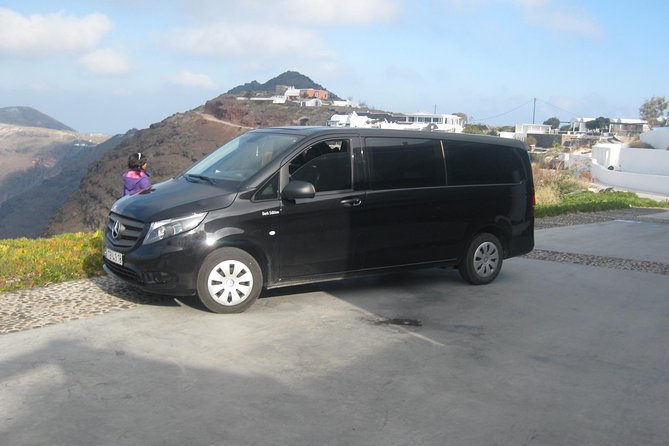 Private Transfer Santorini - Where You’ll Meet Your Driver (Airport, Ports, and Your Hotel Zone)
