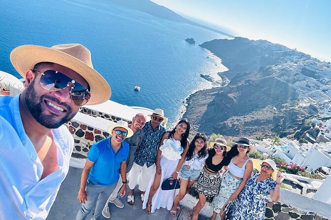 Private Transfer Santorini One-way From/To Airport, Port & Hotel - Getting to Oia, Fira, and other towns in one smooth move