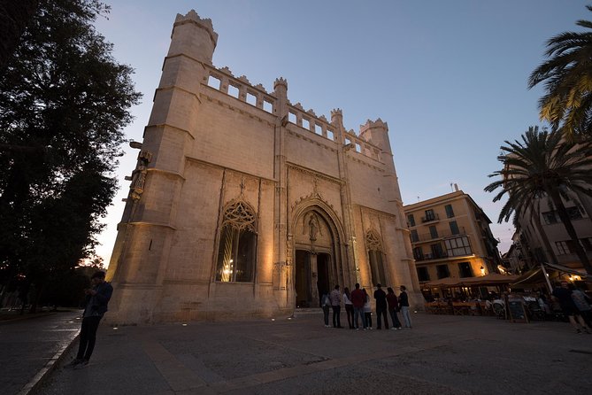 Private walking tour in Palma de Mallorca with local guides. - Private Palma at a walkable pace (and why it matters)