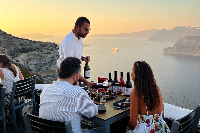 Private Wine Tour in 3 Wineries with 12 Wine Tastings and Tapas - Key points that make this tour worth your time