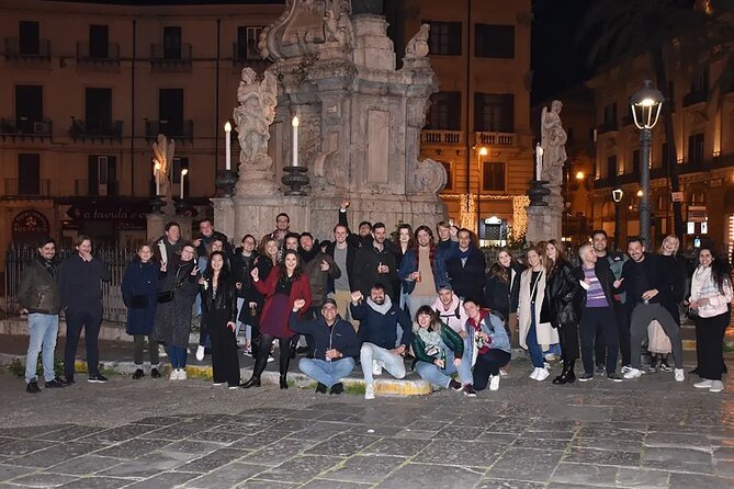 Pub Crawl Palermo - Finch Lounge (Stop 1): your easy meet-up and first crowd