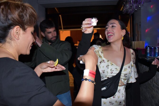 Pub Crawl Palermo - Group size, comfort, and safety: what to expect and what to do