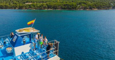 Puerto Pollença: Ferry to Formentor Beach - Formentor Beach time: swim, snorkel, and chase shade