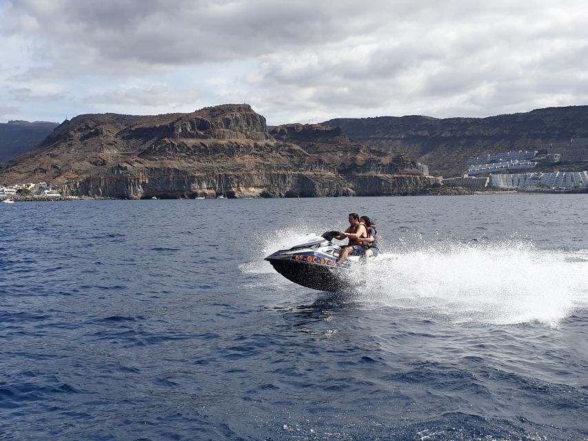 Puerto Rico de Gran Canaria: Jetski Tour - Before you ride: safety briefing, controls, and that first awkward moment
