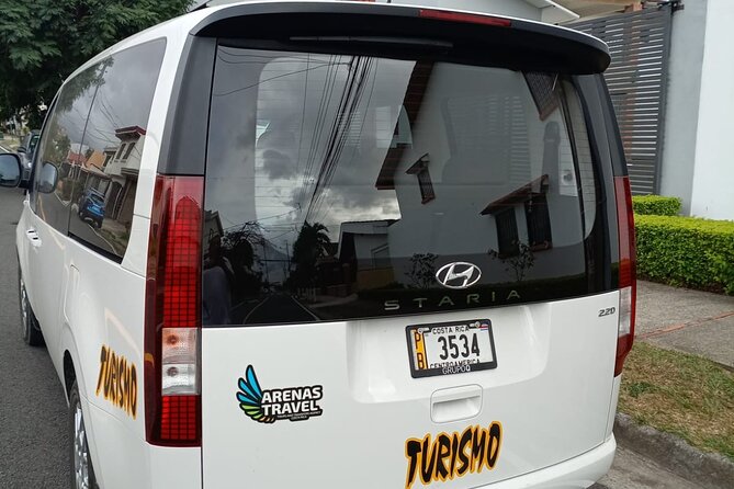 Relaxing Hotsprings and La Fortuna Visit Scenic views of Arenal - Getting There: 7am Pickup and the Reality of a Long Ride