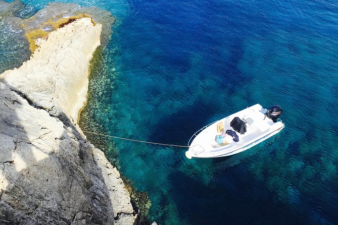 RENT A BOAT 5,5m - 30hp LICENSE FREE Chora Sfakion, Sfakia - Who this boat rental is best for (and who should reconsider)
