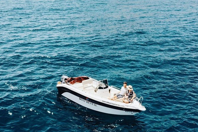 Rent a Boat in Santorini without a License - Swim Stops and Snorkeling: Picking the Right Time to Jump In