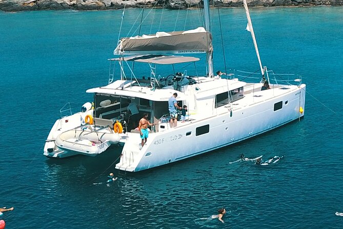 Rethymno Catamaran Cruise: Healthy Lunch & Open Bar - Morning Start at DanEri Yachts: Welcome Drinks and a Light Brunch