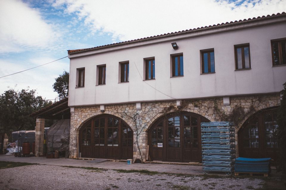 Rethymno: Private Winery & Olive Oil Tasting Tour with Lunch - Lunch in Nipos or Vryses: a village meal with views