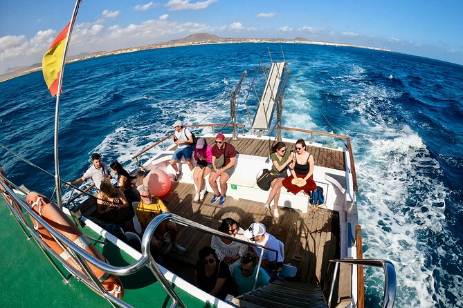Return Ferry to Lobos Island from Corralejo, Fuerteventura - Hiking La Caldera (and what the effort gets you)
