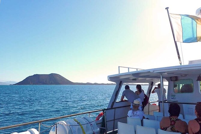 Return Ferry to Lobos Island from Corralejo, Fuerteventura - Isla de Lobos: what you can do with a few hours