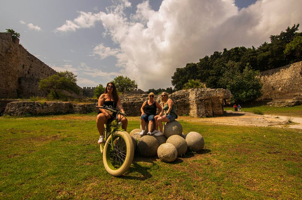 Rhodes: E-bike Highlights Sunset or Morning Photo Tour - Small-group riding tips that make the difference