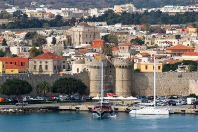 Rhodes Old Town Walking Tour (Small Group) - Grand Master Palace and the fortifications: what to look for