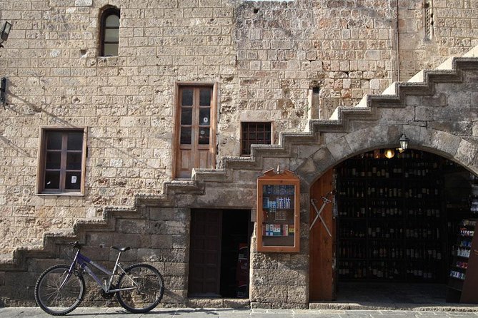 Rhodes Old Town Walking Tour (Small Group) - What the guide experience can feel like (and what to ask yourself)