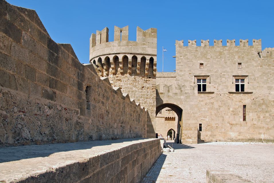 Rhodes: Palace of Grand Master Ticket & Rhodes SG audio tour - Accessibility and comfort: what to plan for