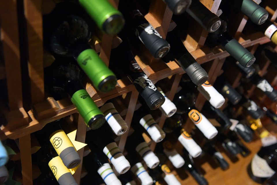 Rhodes: Private Wine Tasting Experience for Beginners - The 50-minute flow: what you’ll do from arrival to the last sip