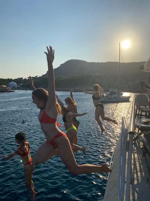 Rhodes: Sunset Cruise w/ Gourmet Buffet, Drinks & Live Music - The “east coast cruise” part: landmarks you can actually point at