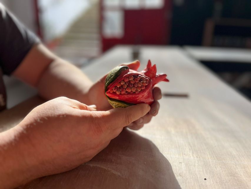 Rhodes Town: Pomegranate Pottery Masterclass - Finding the red-window workshop in Rhodes Town