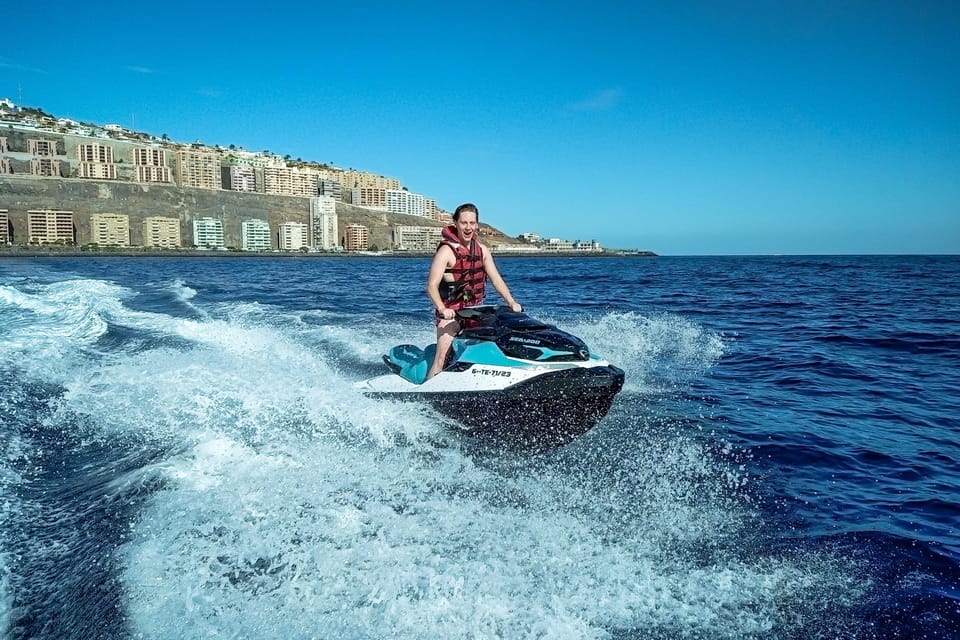 Ride the Atlantic Ocean - Where you start: Radazul Marina and the bay scene